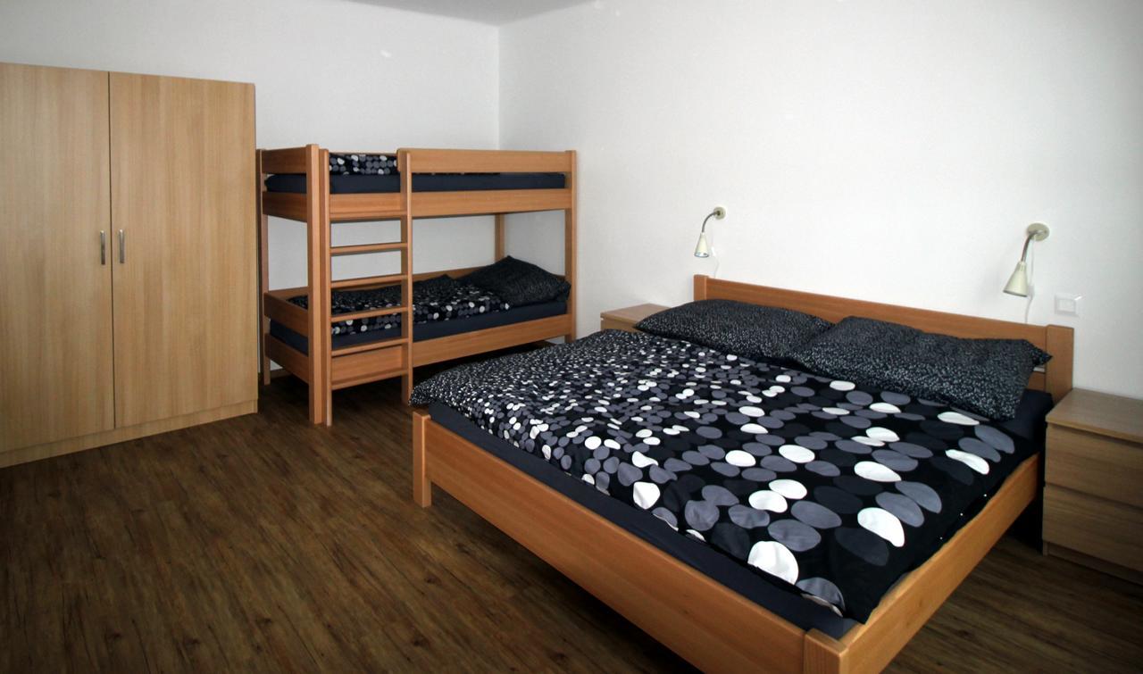 Apartmany Na Sadech Тршебонь Экстерьер фото